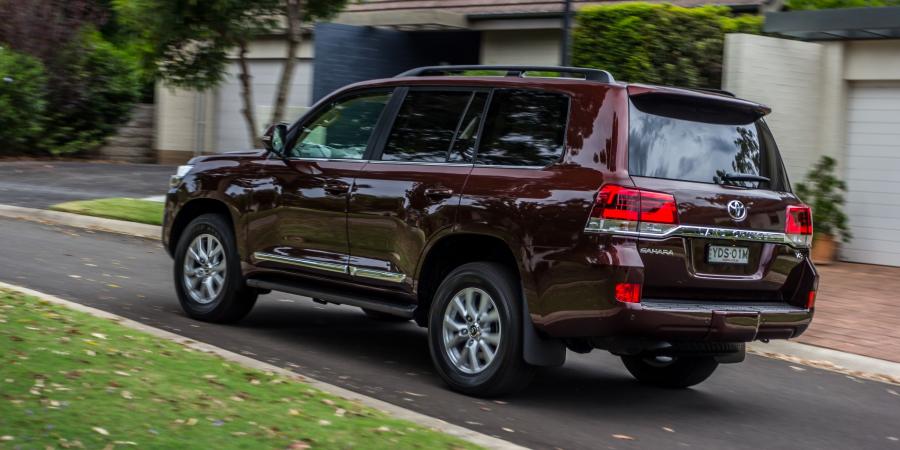  Toyota Land Cruiser 200 Sahara (UZJ200) 2015 года  (AU) (фото 10 из 23)